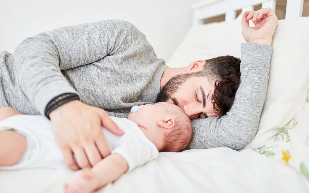 Dormire nel lettone e co-sleeping non sono la stessa cosa