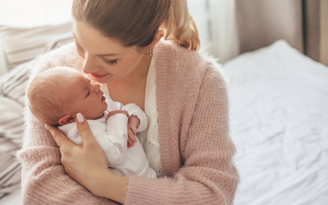 Aiuto, il neonato dorme solo in braccio