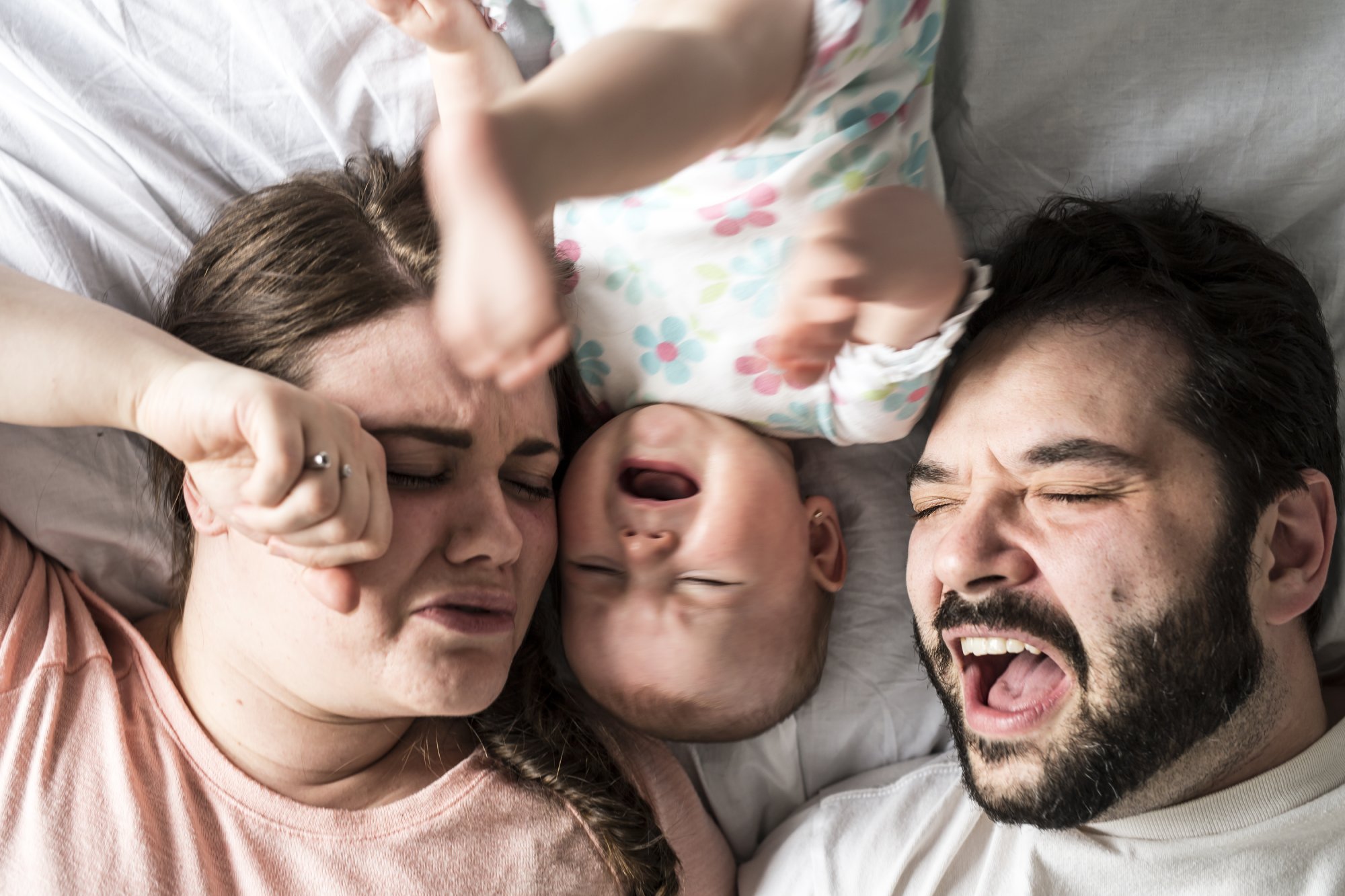 Bisogna lasciar piangere il neonato?
